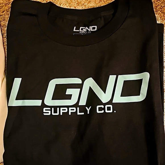 LGND SUPPLY CO. TSHIRT BUNDLE‼️ NEW - Picture 4 of 6
